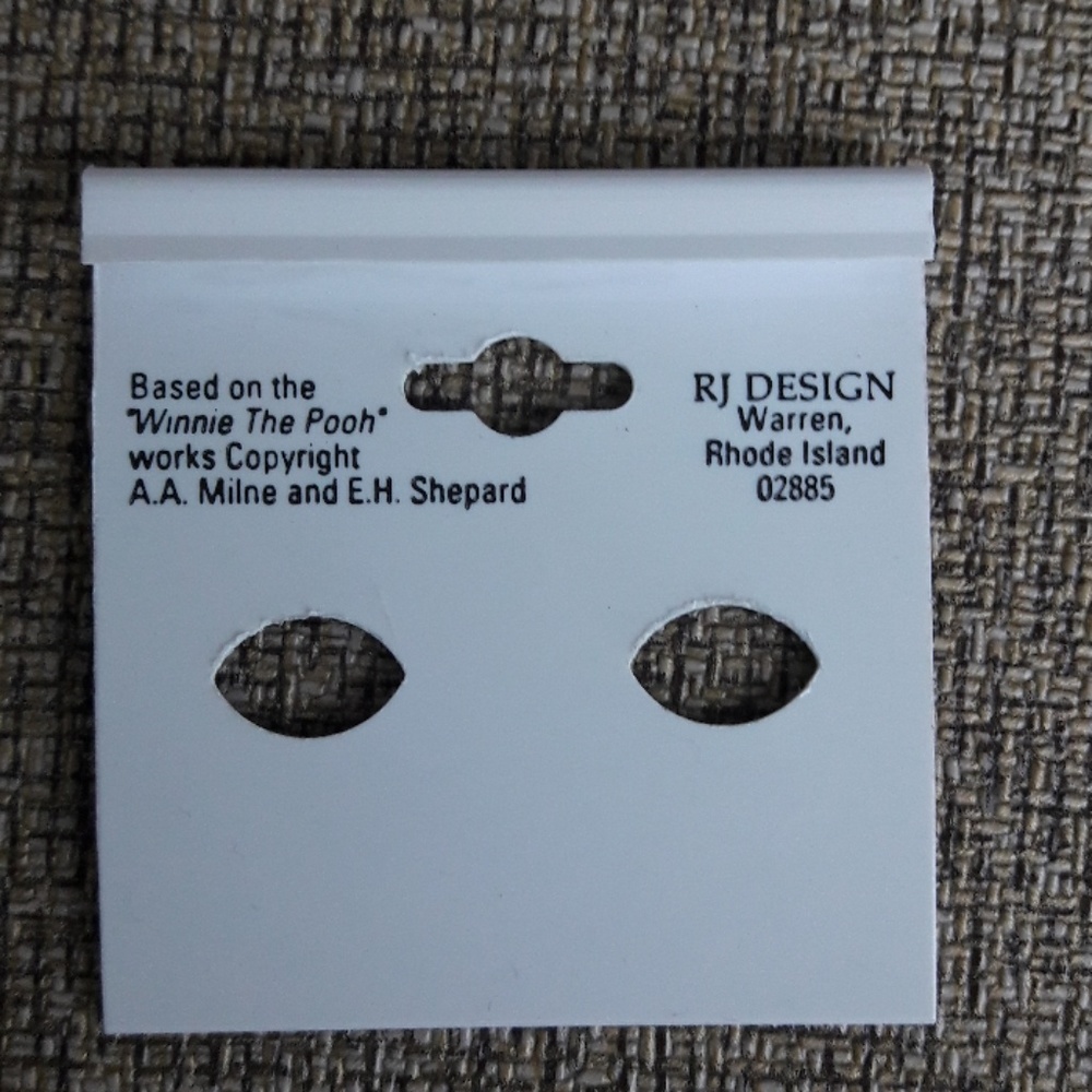 Darling Winnie The Pooh Earrings*VINTAGE* - Picture 6 of 7